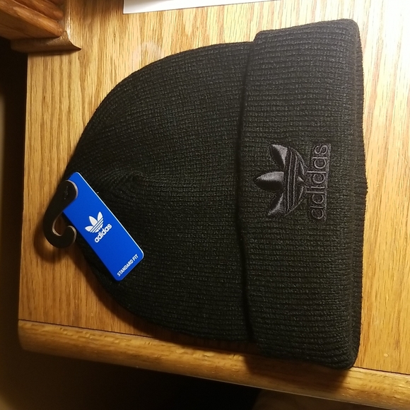ADIDAS WINTER HAT